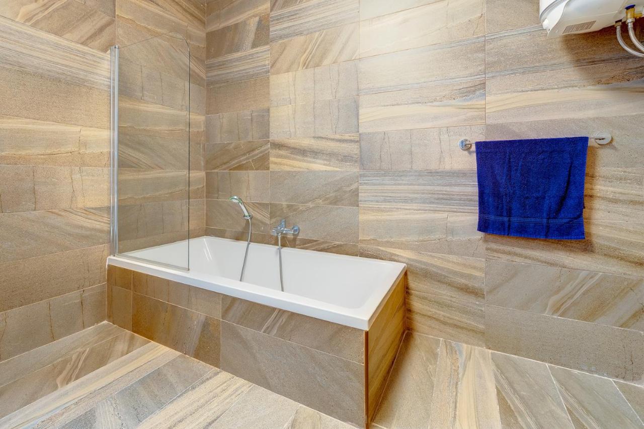 Modern 2Br Apartment In Central St Julian'S San Ġiljan Buitenkant foto