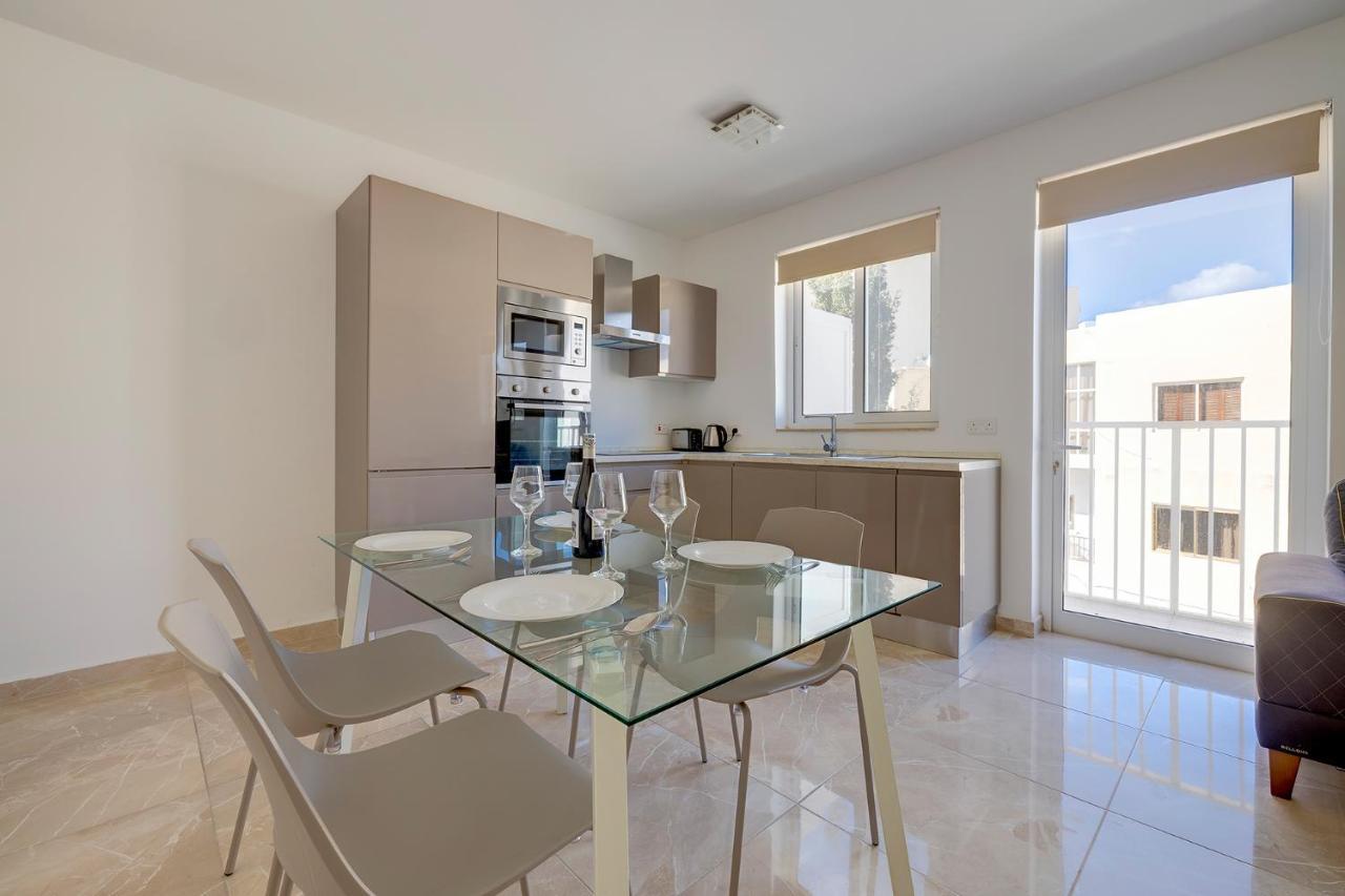 Modern 2Br Apartment In Central St Julian'S San Ġiljan Buitenkant foto